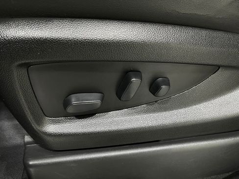 Used 2019 GMC Yukon Denali image 20