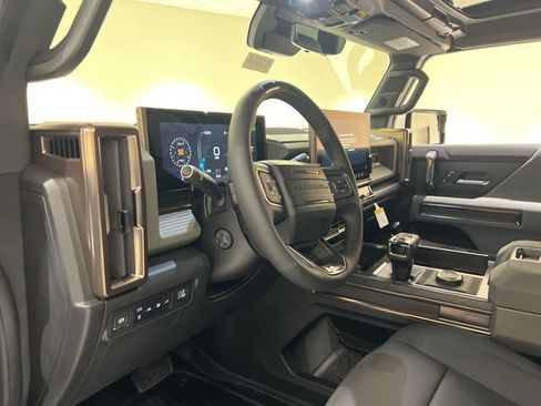 New 2025 GMC Hummer EV 2X AWD/4WD image 9