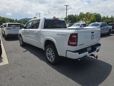 Used 2022 RAM 1500 Laramie w/ Sport Appearance Package AWD/4WD image 4