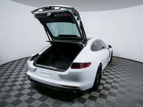 Used 2017 Porsche Panamera 4S image 29
