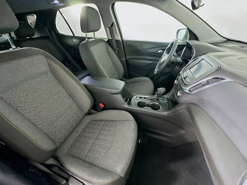 Used 2023 Chevrolet Equinox LT image 32