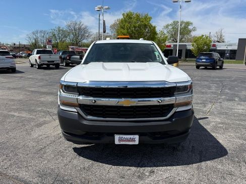 Used 2017 Chevrolet Silverado 1500 W/T w/ WT Convenience Package AWD/4WD image 7