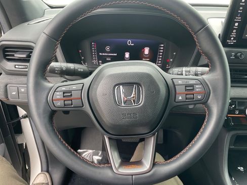 Certified 2026 Honda Passport TrailSport image 9