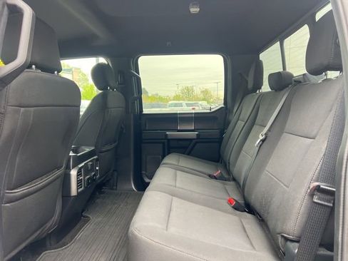 Used 2019 Ford F150 XLT w/ Equipment Group 302A Luxury AWD/4WD image 16