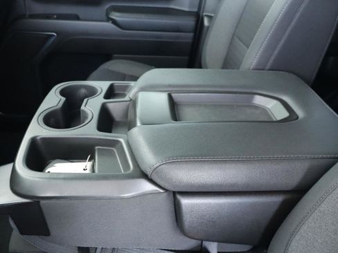 Used 2024 Chevrolet Silverado 2500 LT image 31