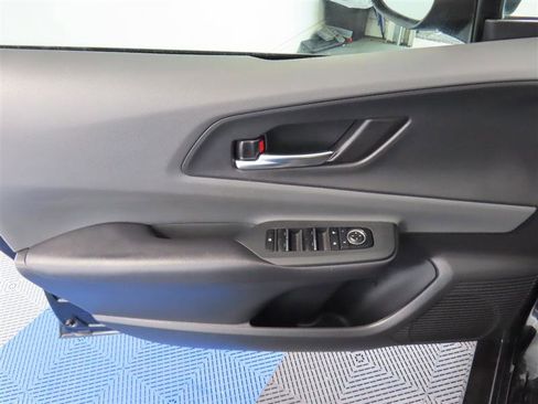 Used 2023 Toyota Prius XLE FWD image 16