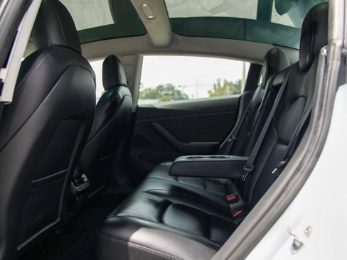 Used 2020 Tesla Model 3 Long Range AWD/4WD image 24
