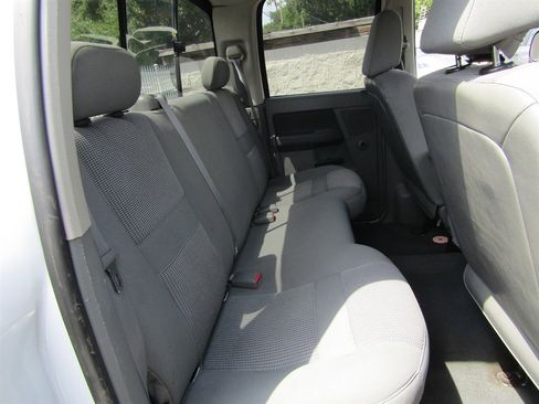 Used 2007 Dodge Ram 1500 Truck SLT image 7