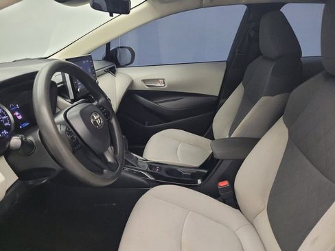 Used 2021 Toyota Corolla LE FWD image 17