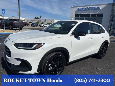 Used 2023 Honda HR-V Sport image 1