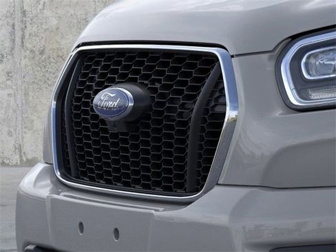 New 2025 Ford Transit 350 XLT image 17