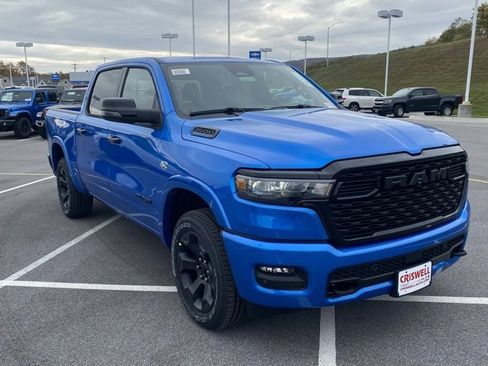 New 2026 RAM 1500 4x4 Crew Cab image 2