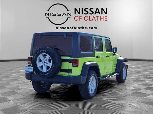 Used 2017 Jeep Wrangler Unlimited Sport w/ Quick Order Package 24S AWD/4WD image 26