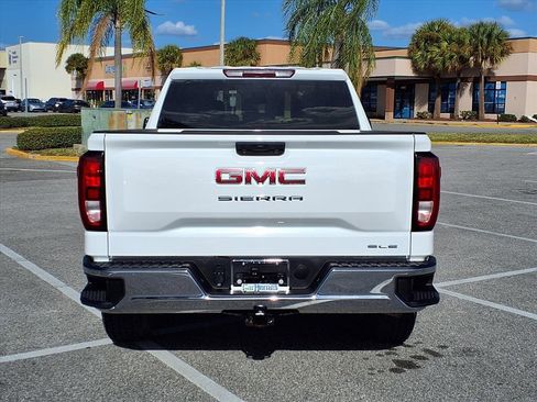 Used 2024 GMC Sierra 1500 SLE w/ Enhanced Capability Package image 6