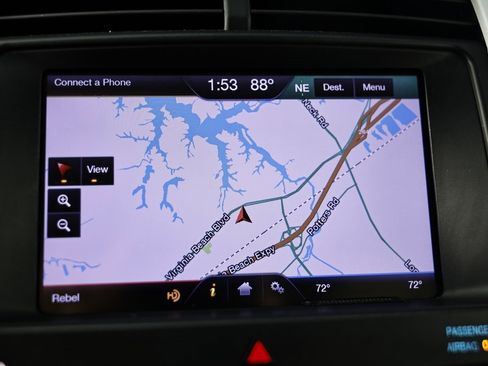 Used 2013 Ford Edge Limited w/ Driver Entry Pkg image 38