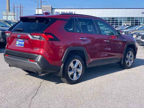 Used 2020 Toyota RAV4 Limited AWD/4WD image 7