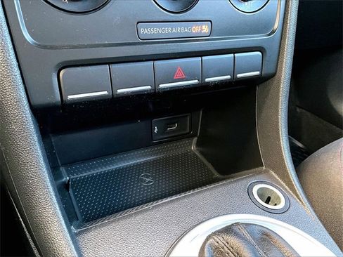 Used 2019 Volkswagen Beetle 2.0T S image 27