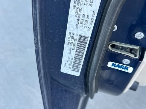 Used 2016 Chrysler 300 C Platinum w/ Safetytec Plus Group image 30