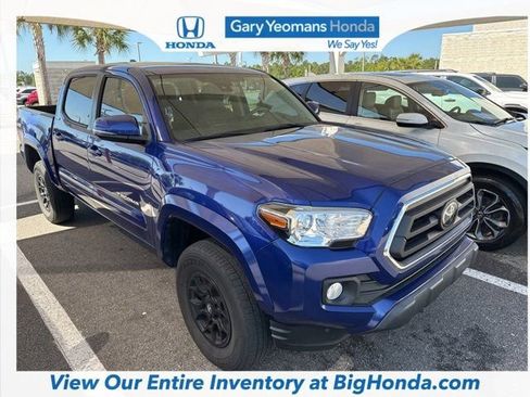 Used 2022 Toyota Tacoma SR5 w/ Technology Package image 8