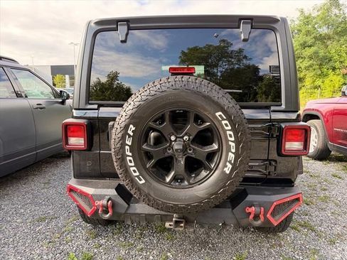 Used 2023 Jeep Wrangler Sport AWD/4WD image 25