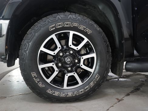 Used 2021 Toyota Tundra SR5 image 33