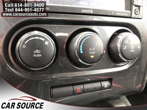 Used 2010 Dodge Challenger SE image 19