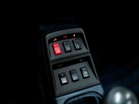 Used 1997 Porsche 911 Carrera RWD image 77