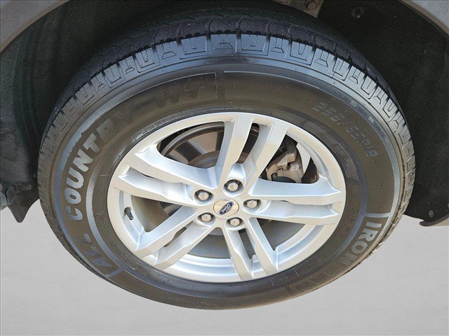 Used 2020 Ford Explorer XLT w/ Equipment Group 202A RWD image 21