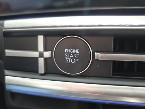 Certified 2025 Hyundai Santa Fe Limited FWD image 17