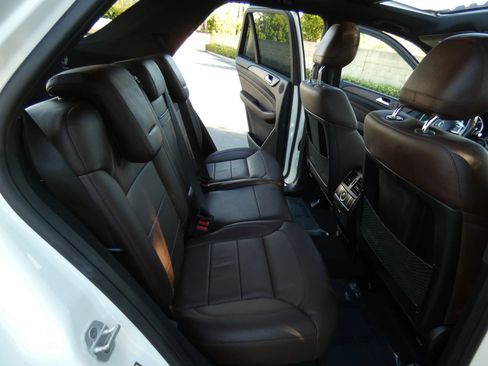 Used 2015 Mercedes-Benz ML 350 4MATIC image 42