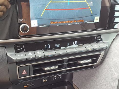 Used 2026 Toyota Camry LE FWD image 18