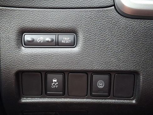 Used 2020 Nissan Murano S w/ Technology Package AWD/4WD image 23