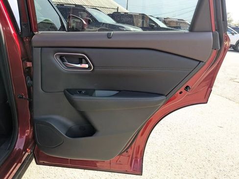 Used 2021 Nissan Rogue SL w/ Premium Package FWD image 35