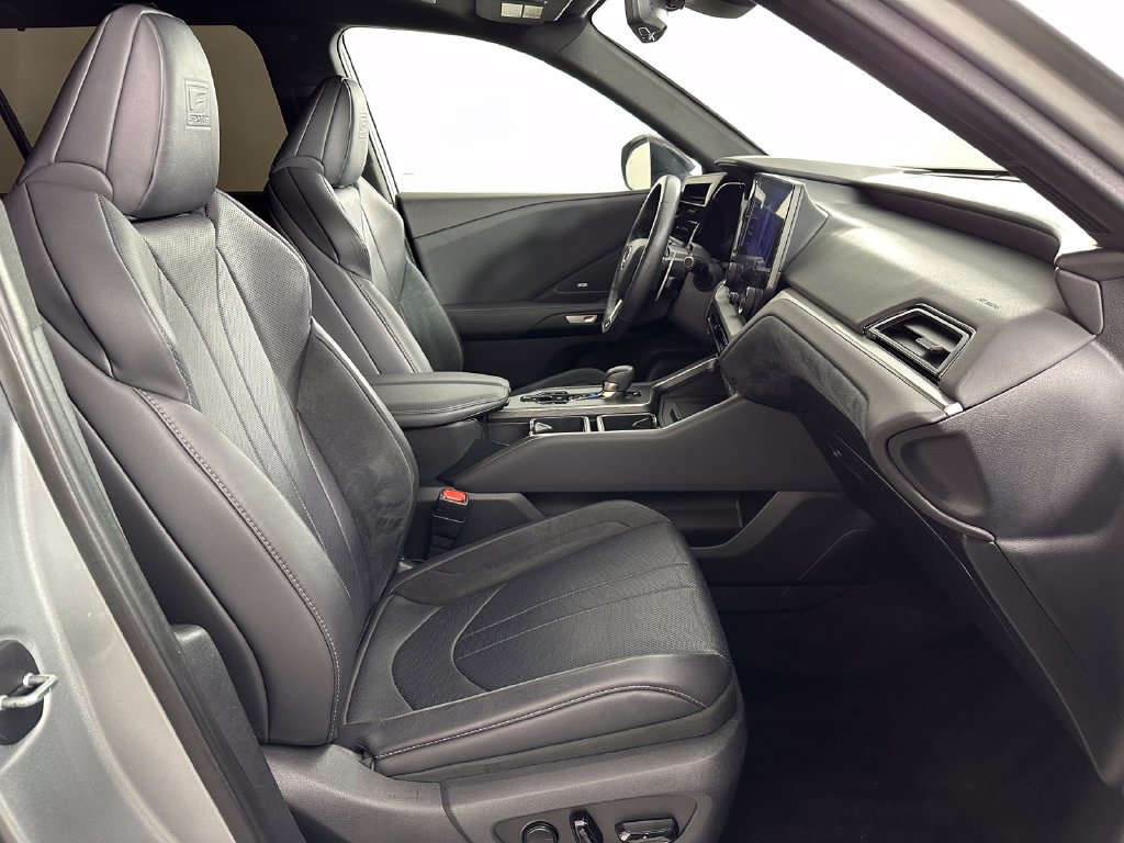 Used 2024 Lexus TX 500h AWD w/ Technology Package image 23