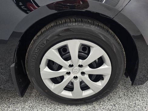 Used 2026 Toyota Corolla LE FWD image 33