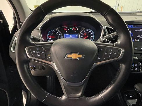 Used 2022 Chevrolet Equinox LT AWD/4WD image 35