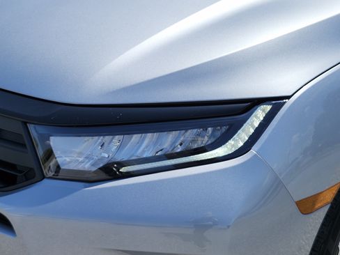 Used 2025 Honda Odyssey EX-L image 37