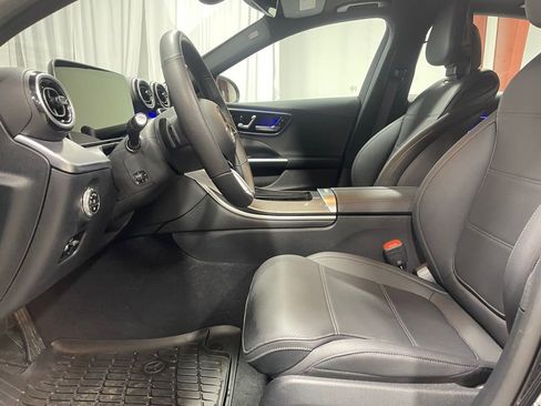 Used 2025 Mercedes-Benz C 300 4MATIC Sedan image 20