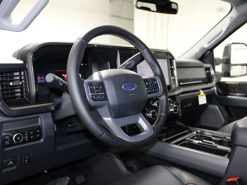 New 2026 Ford F250 Lariat w/ Black Appearance Package AWD/4WD image 21