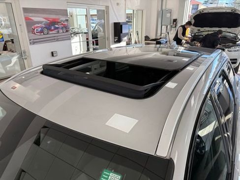 Certified 2024 Volvo V90 B6 Cross Country Plus image 13