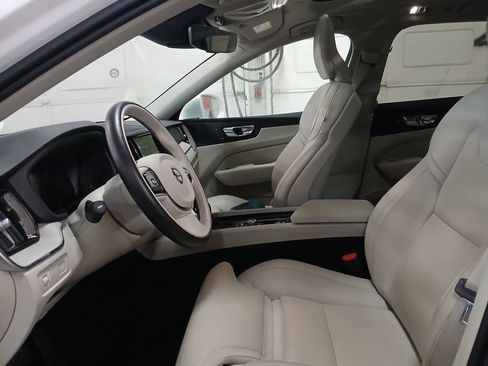 Used 2021 Volvo XC60 T5 Inscription w/ Advanced Package image 14