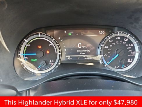 Used 2025 Toyota Highlander XLE AWD/4WD image 27