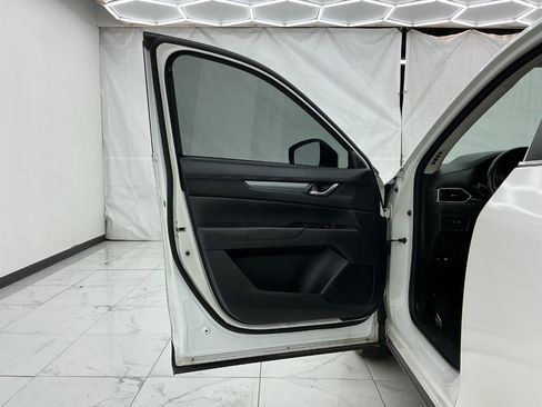 Used 2020 MAZDA CX-5 Touring AWD/4WD image 18
