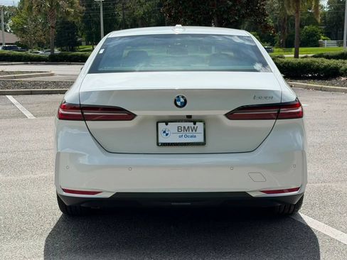 New 2027 BMW 530i w/ Premium Package RWD image 4