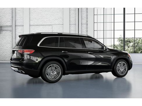 New 2026 Mercedes-Benz GLS 450 4MATIC image 18