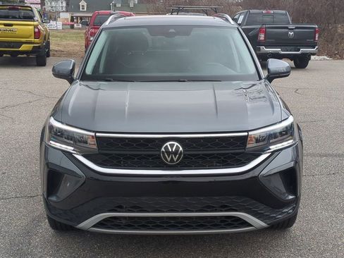 Used 2023 Volkswagen Taos SE AWD/4WD image 9