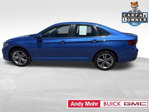 Used 2024 Volkswagen Jetta SE FWD image 7