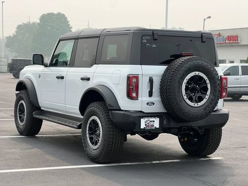 New 2026 Ford Bronco Outer Banks w/ Sasquatch Package AWD/4WD image 9