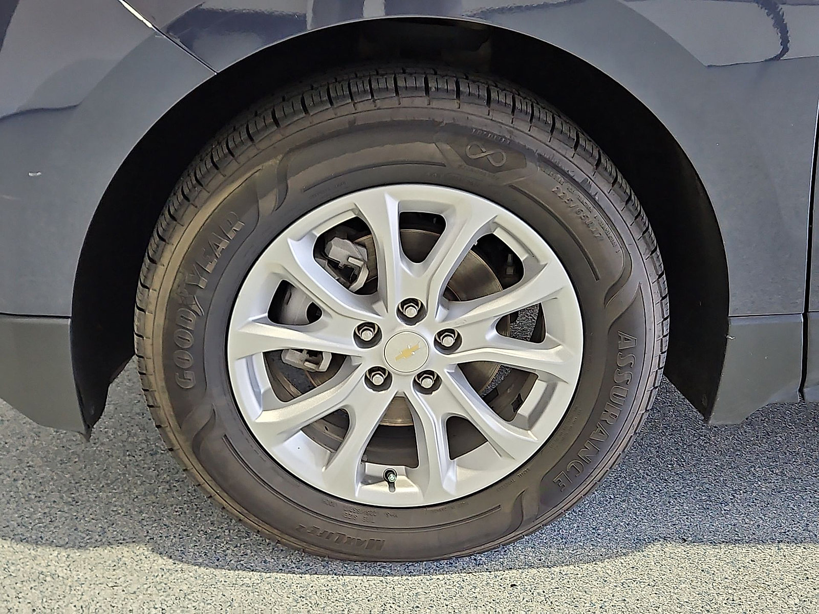 Used 2019 Chevrolet Equinox LT FWD image 11