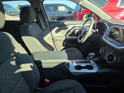 Used 2020 Chevrolet Blazer LT image 4